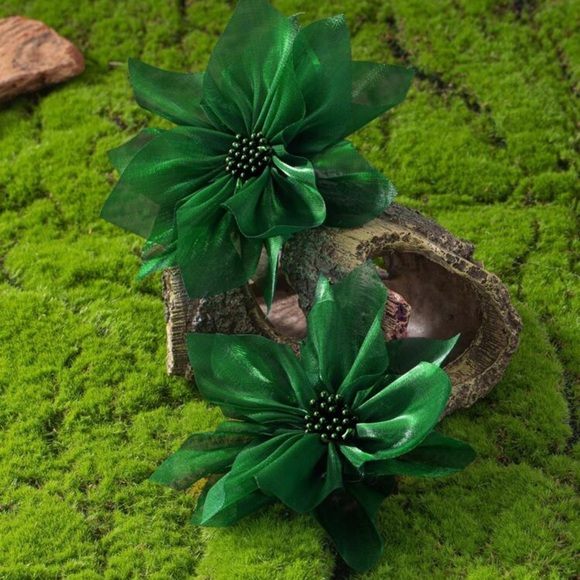 ✨NEW Green Floral Statement Earrings - Picture 3 of 5